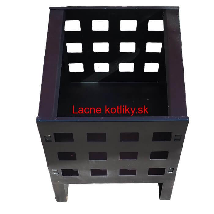 Stojan na odkladanie dreva