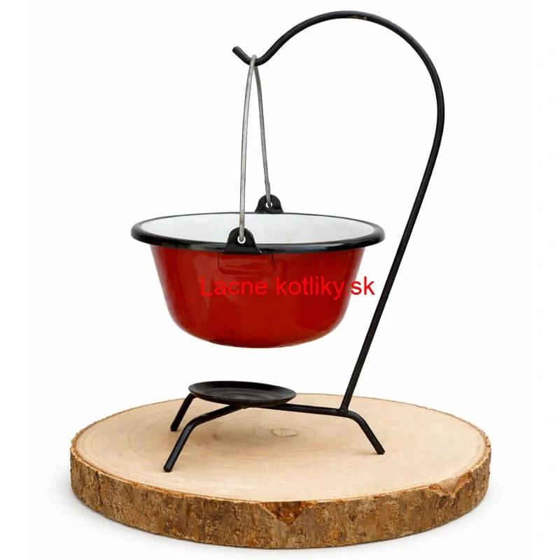 Drevený podnos z prírodného plátku dreva s kôrou Ø 20–24 cm