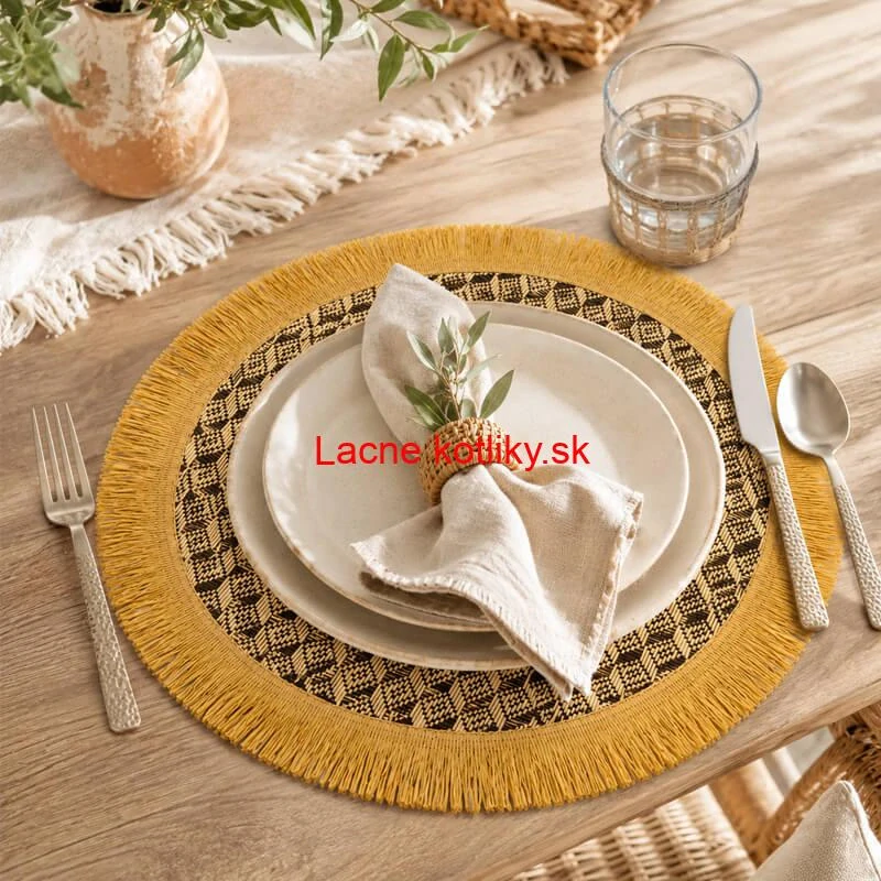 Prírodná podložka pod tanier so strapcami 37 cm